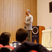 Danismanlik Fotograf 2