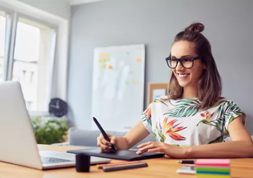 Post ve Story Tasarımı